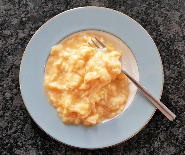scrambled egg cuisinefiend.com keto diary