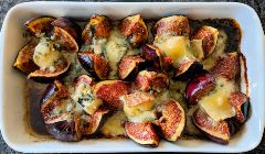 baked figs with blue cheese