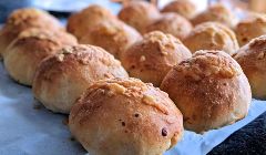 cheddar beer rolls