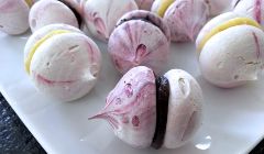 meringue kisses