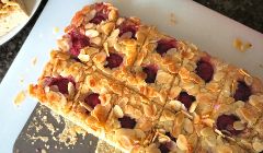 almond raspberry slice