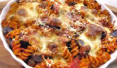 Tomato aubergine pasta bake