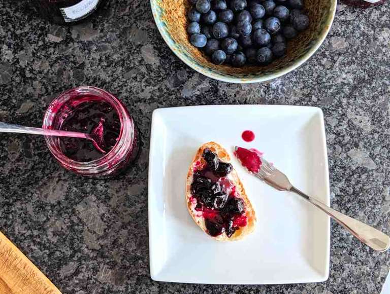 blueberry jam cuisinefiend.com