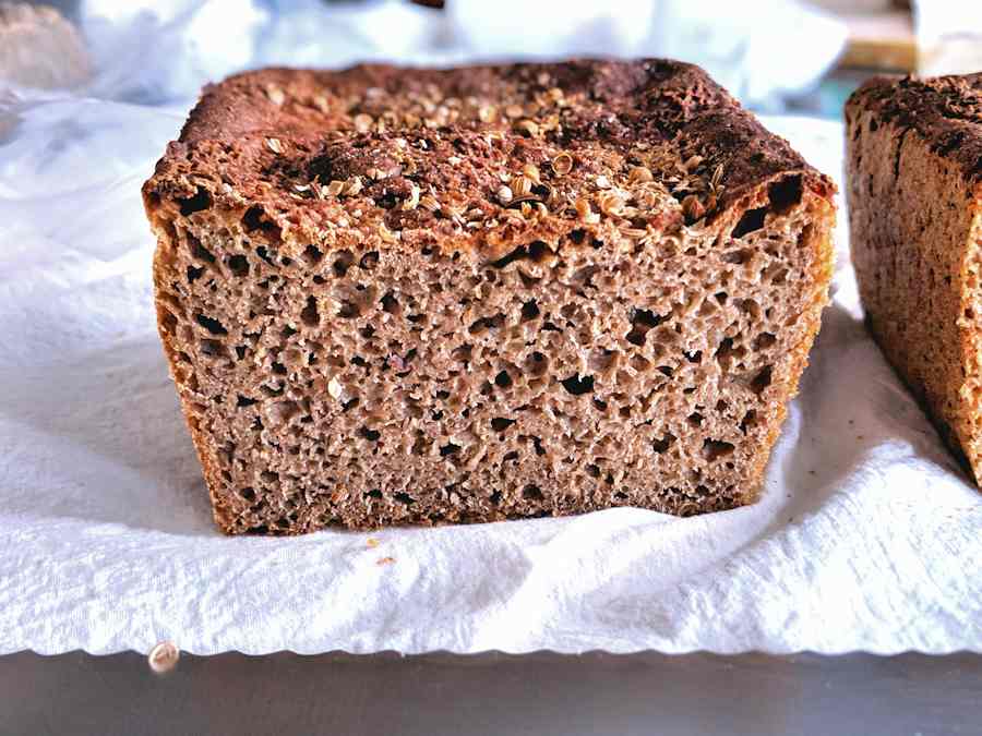 borodinsky russian rye sourdough cuisinefiend.com