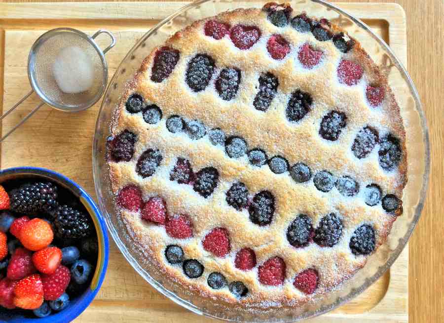 Berry striped cake