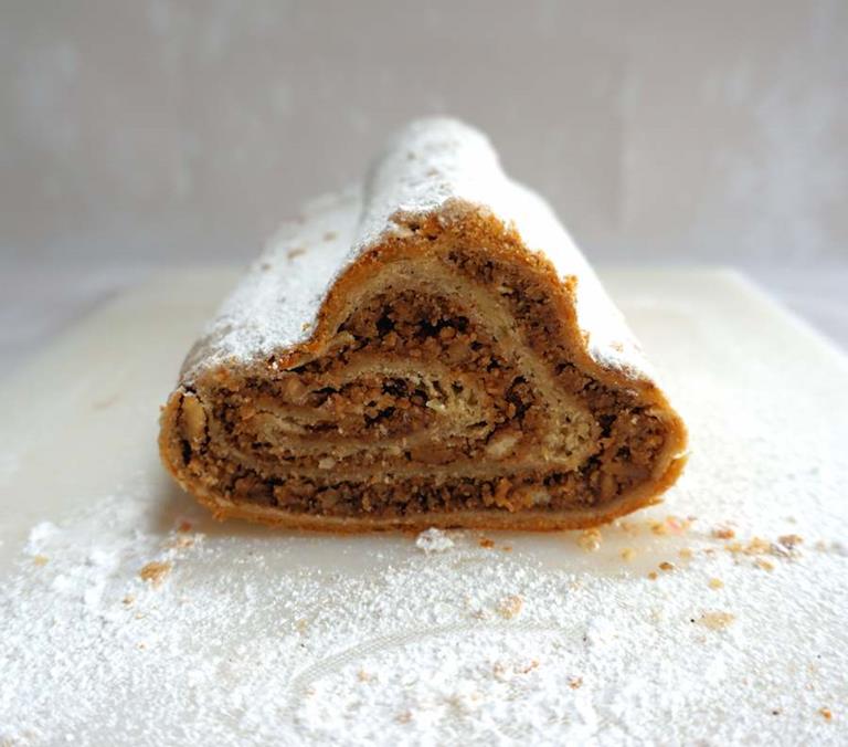 stollen with nut filling cuisinefiend.com