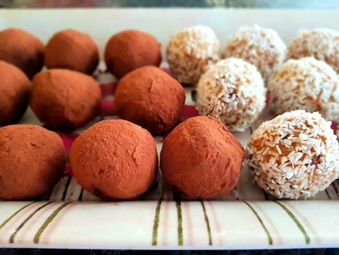 carrot cake energy balls