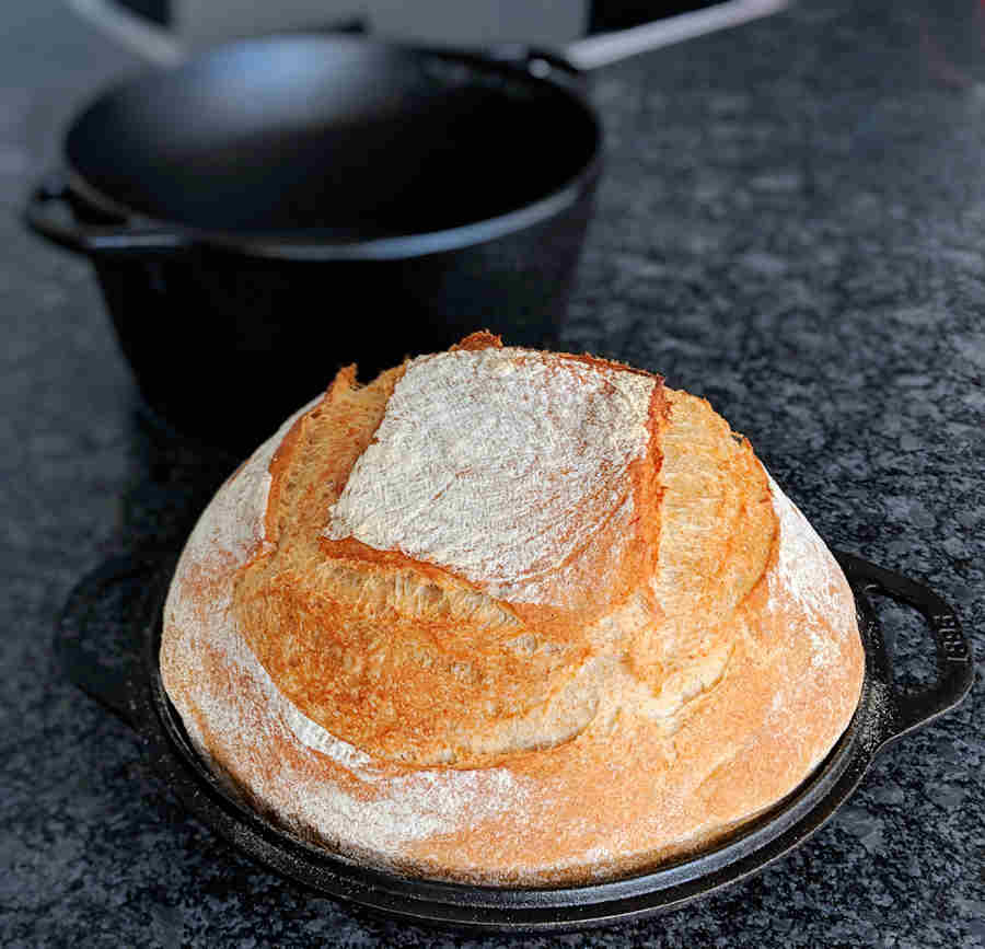 Faking it - Baking your sourdough without a dutch oven or pizza