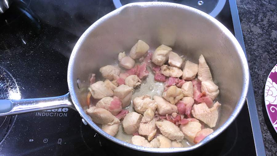 Cooking chicken pie