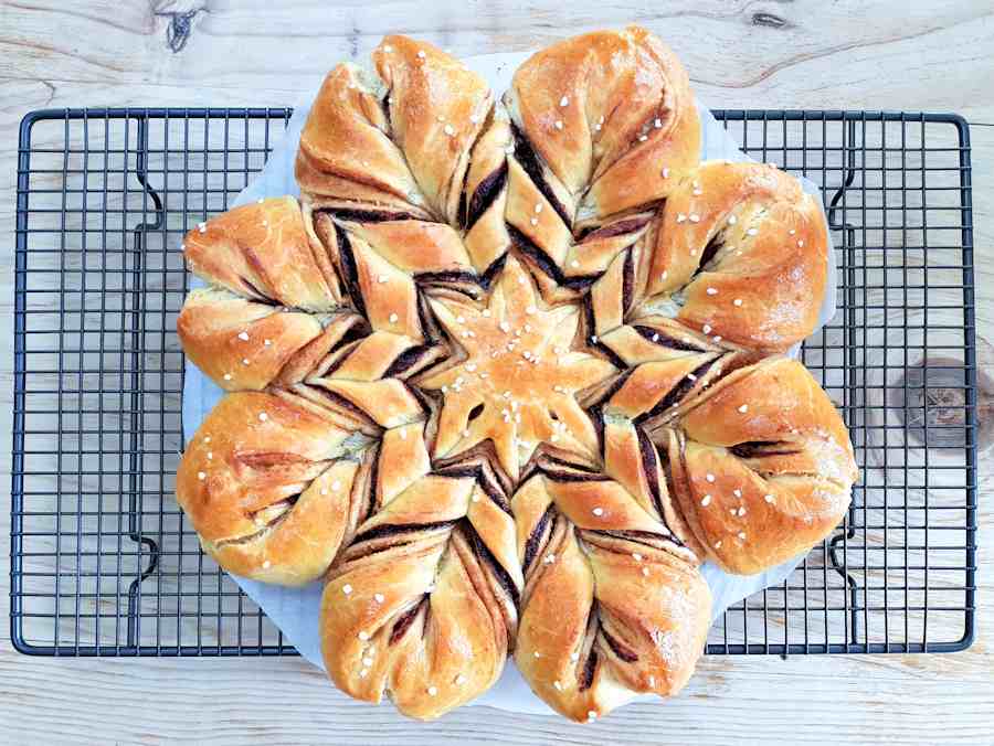 cinnamon twist star bread  recipe  cuisine fiend