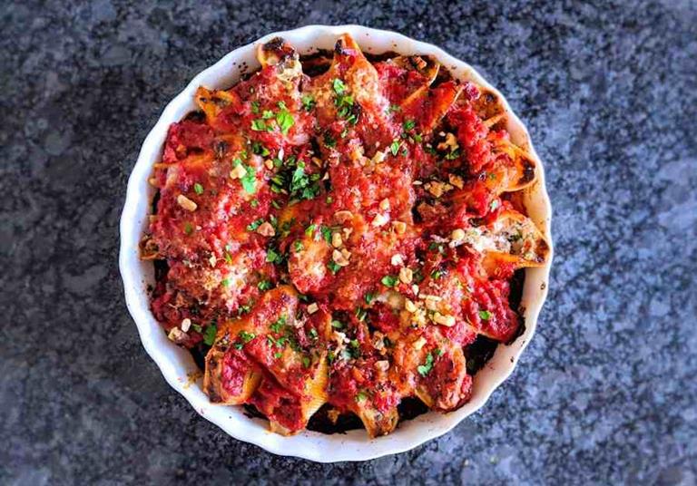 Conchiglioni ripieni