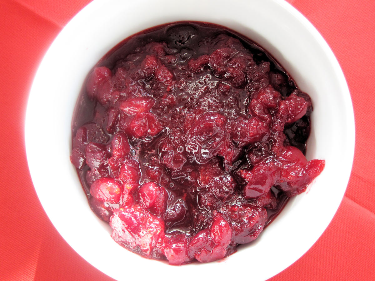 cranberry sauce cuisinefiend.com