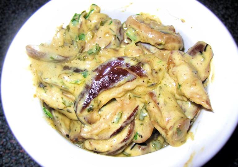 creamy shiitake mushrooms cuisinefiend.com