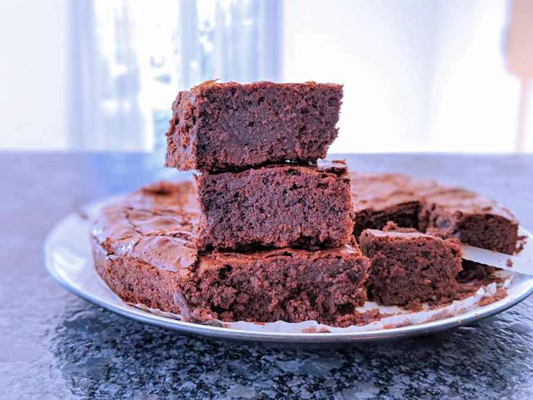 Perfect chocolate brownies recipe - BBC Food