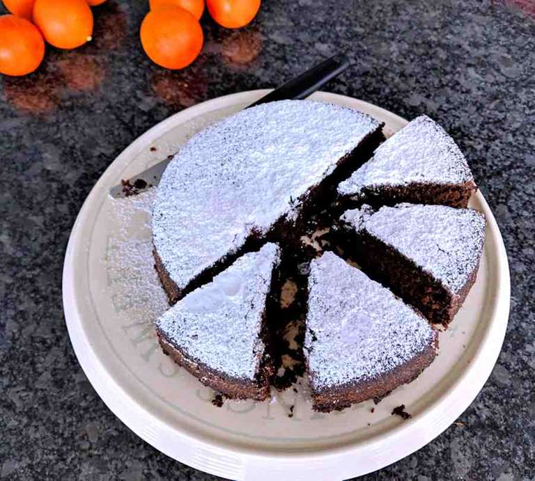 fresh ginger and molasses cake cuisinefiend.com