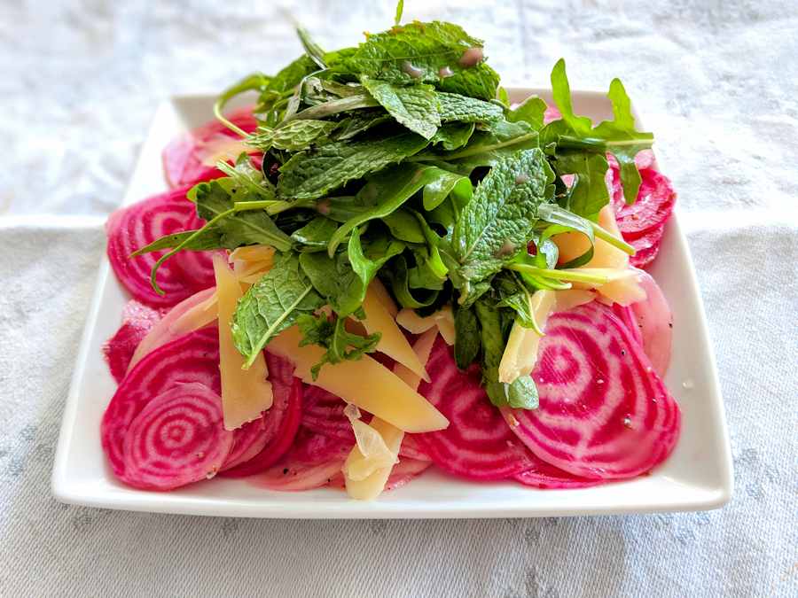 Herby beetroot salad