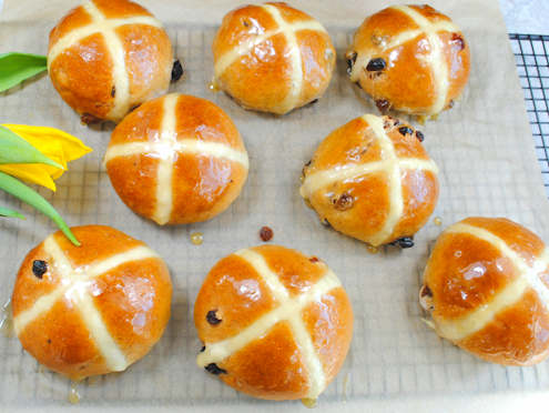 hot cross buns