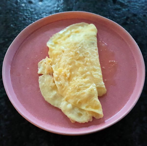double cheese omelette cuisinefiend.com keto diary