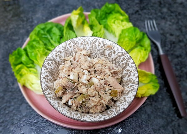 smoked mackerel paste on lettuce cuisinefiend.com keto diary