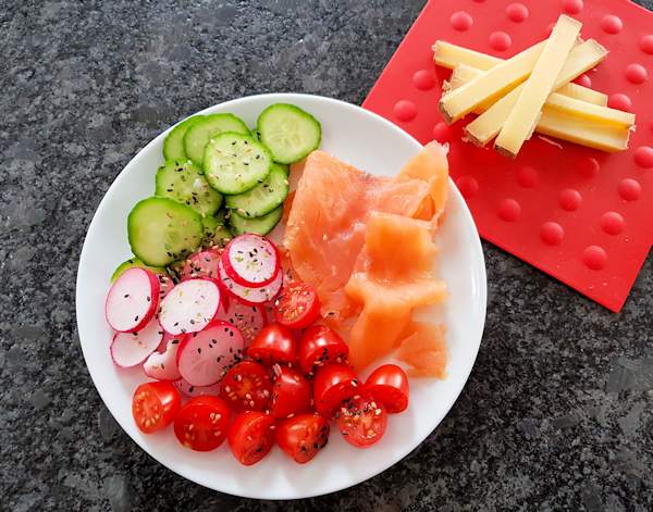 smoked salmon and salads cuisinefiend.com keto diary