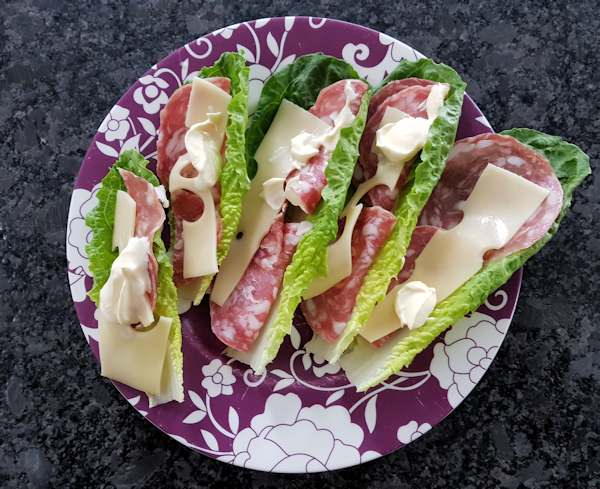 lettuce sarnies 

cuisinefiend.com keto diary