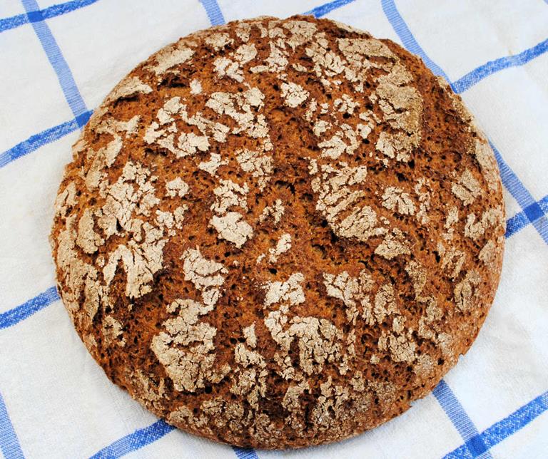 malt vinegar rye bread cuisinefiend.com