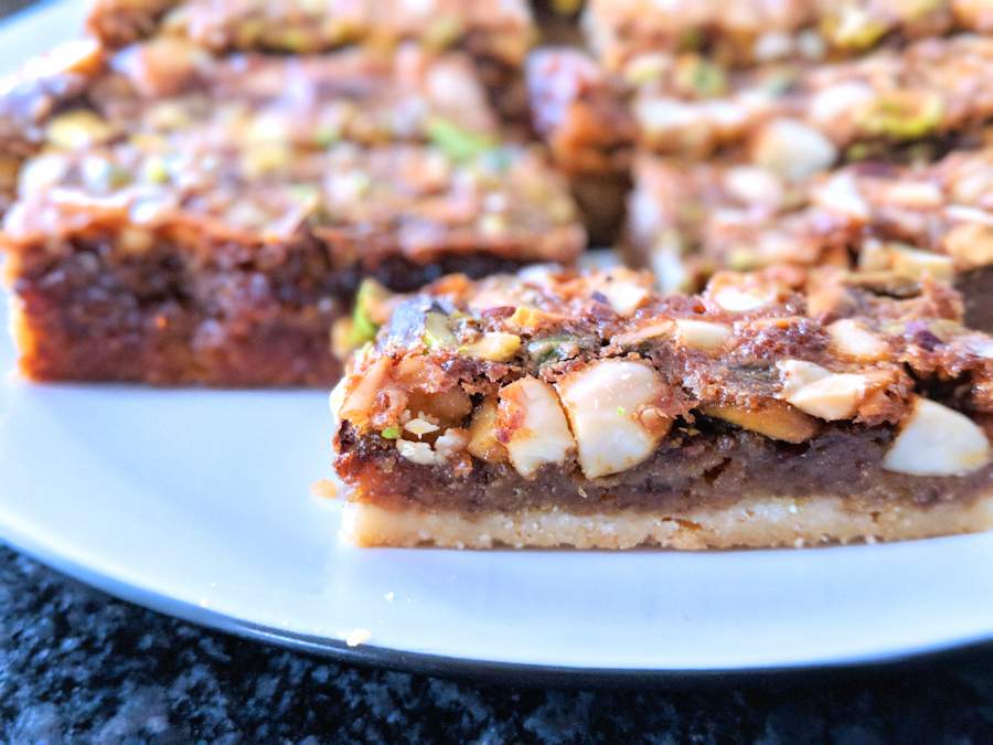 maple shortbread bars