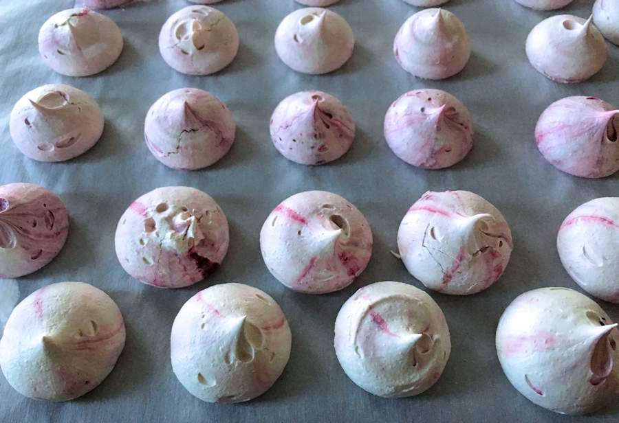 Mini meringues