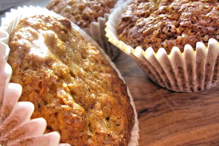 orange muffins