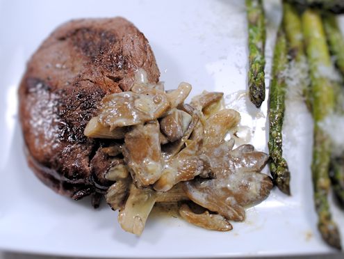 oyster mushrooms with blue cheese