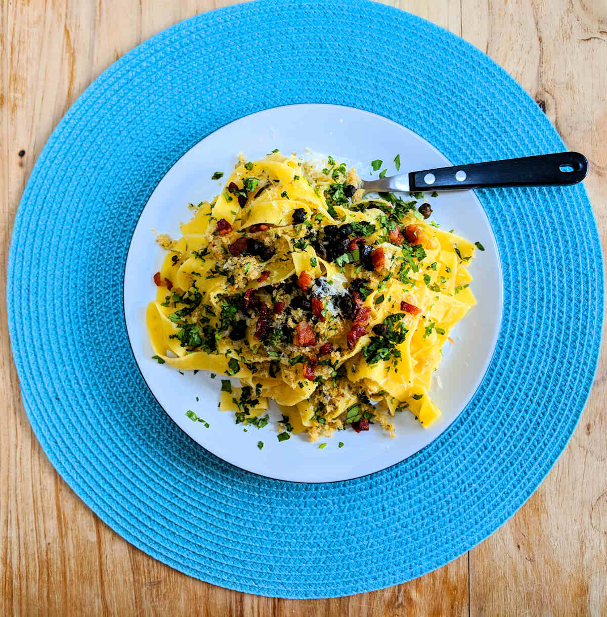 pasta with capers and toasted breadcrumbs cuisinefiend.com