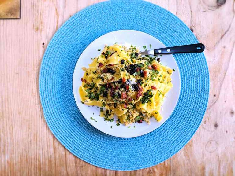 pasta con pangrattato