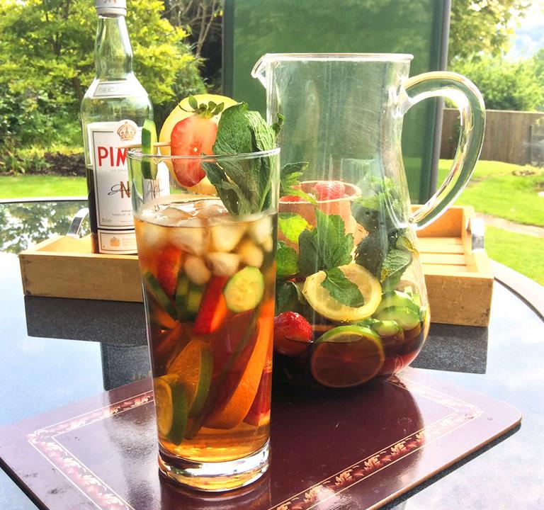 An Easy Classic English Pimm's and Lemonade Recipe