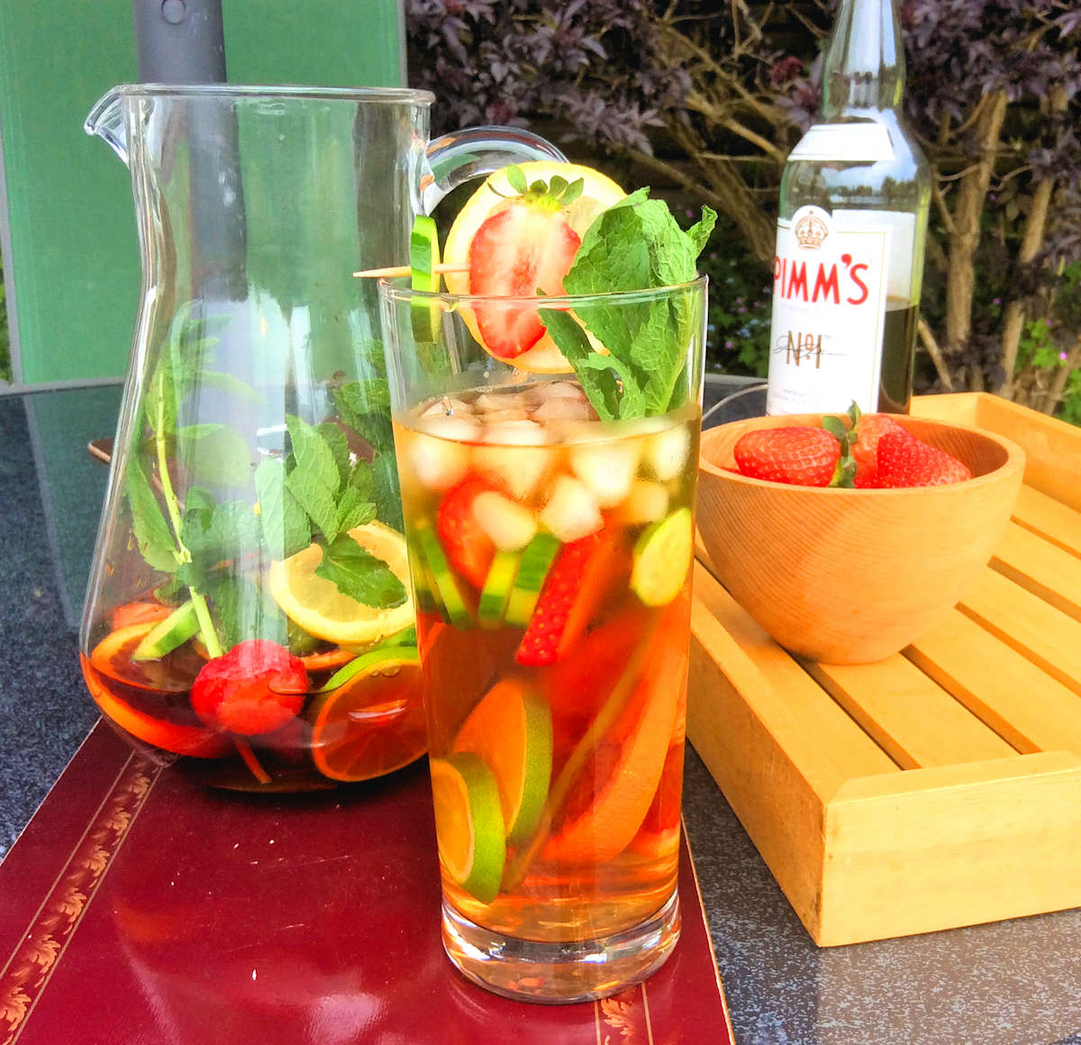 An Easy Classic English Pimm's and Lemonade Recipe