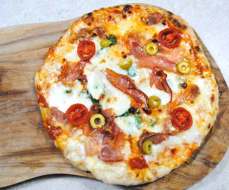 frying pan pizza cuisinefiend.com