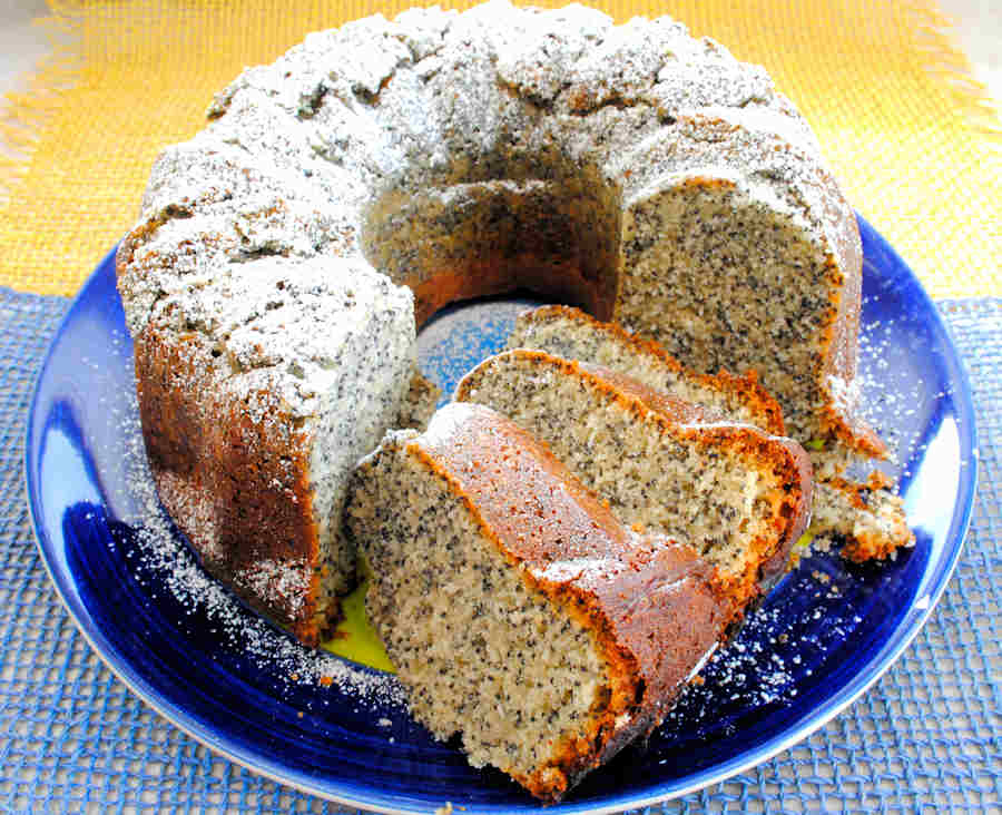 poppy seed cake cuisinefiend.com