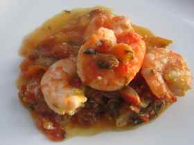  Prawns with tomatoes   