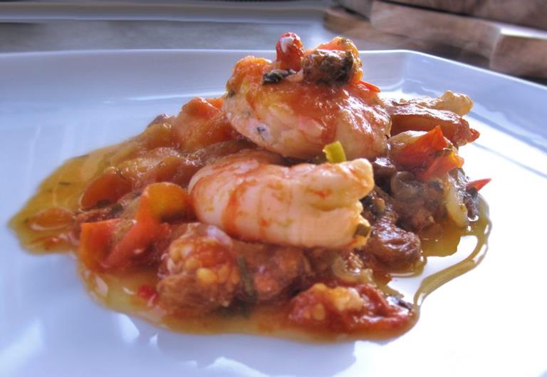 Prawns with stewed tomatoes