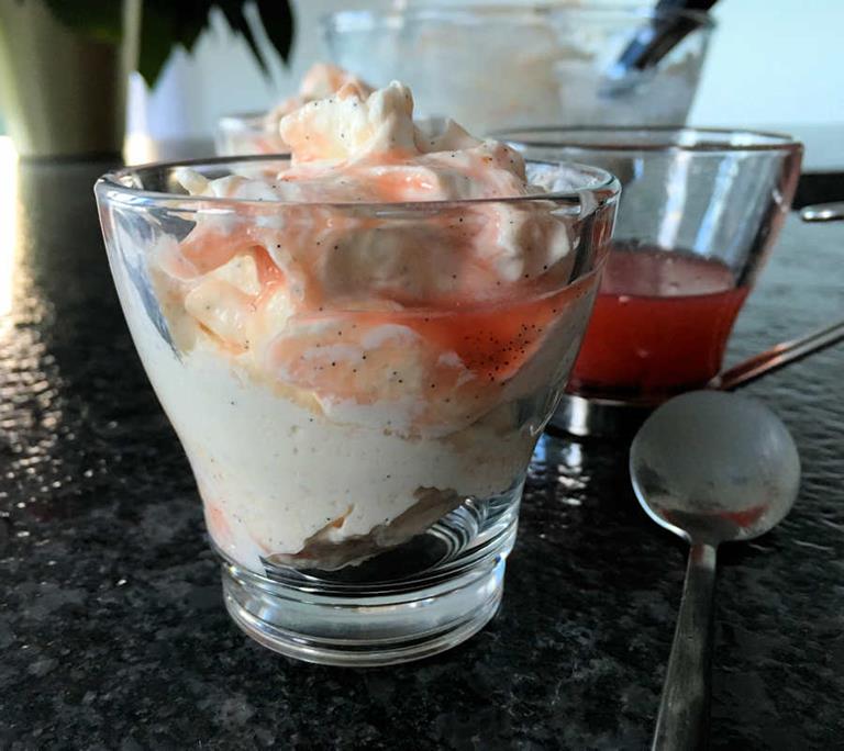 rhubarb fool cuisinefiend.com