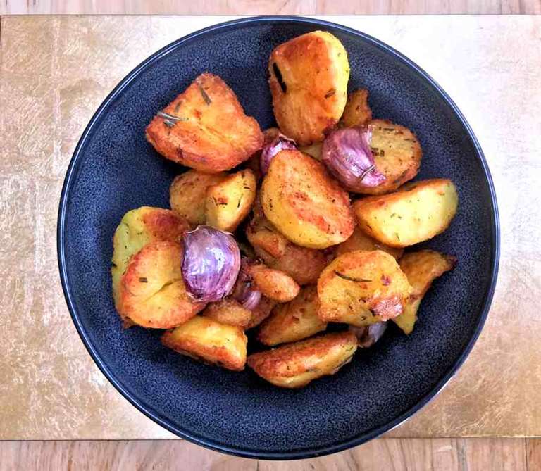 perfect roast potatoes cuisinefiend.com