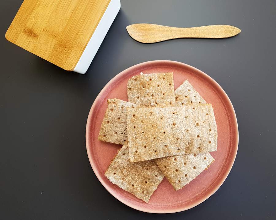 homemade rye crispbread cuisinefiend.com