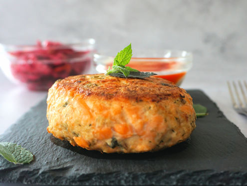chunky salmon burgers