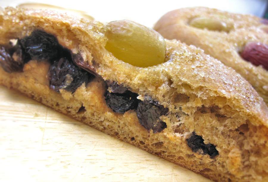 Schiacciata - Tuscan harvest bread