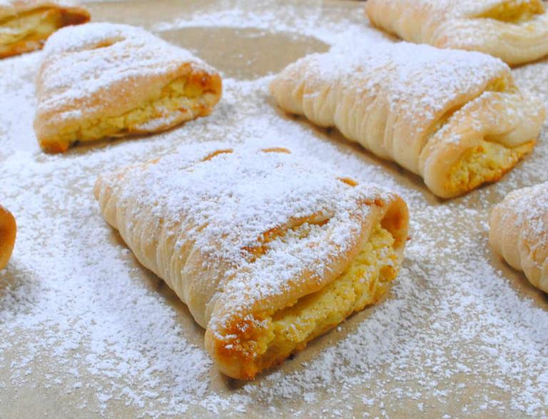 Sfogliatelle Recipe Cuisine Fiend