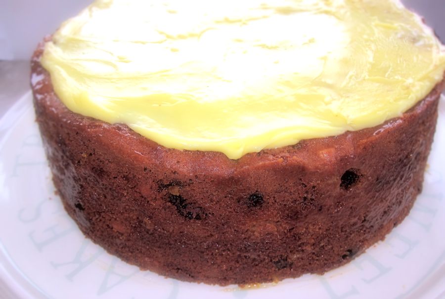 Simnel cake with icing