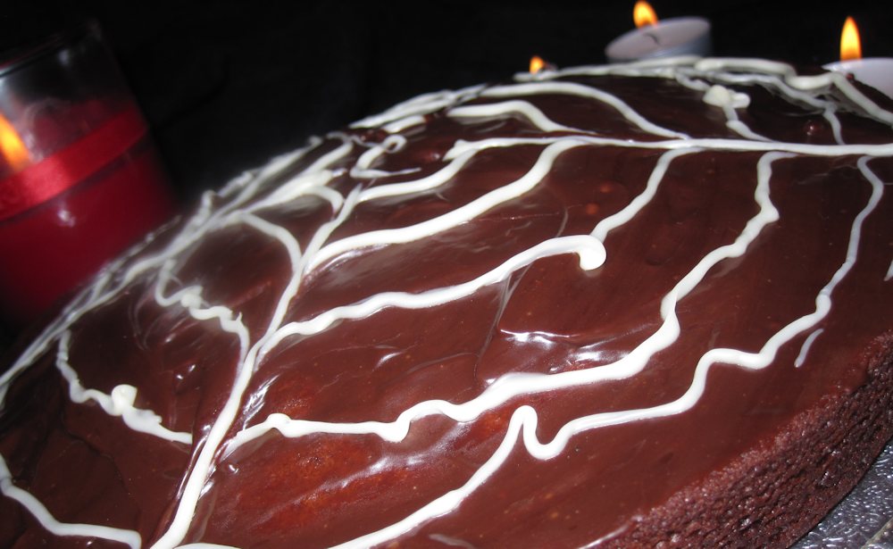 Halloween chocolate cake