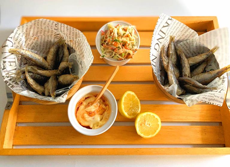 deep fried sprats cuisinefiend.com