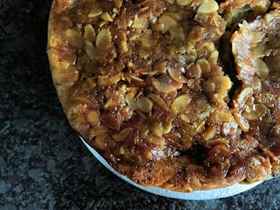 sticky fig cake