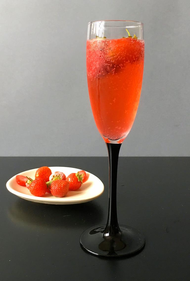 strawberry fizz cuisinefiend.com