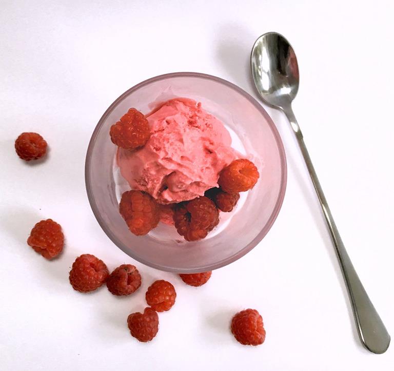 summer berry ice cream cuisinefiend.com